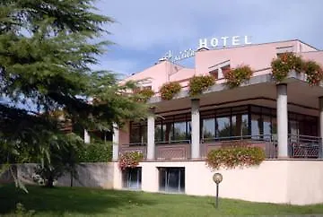 Altieri 3*
